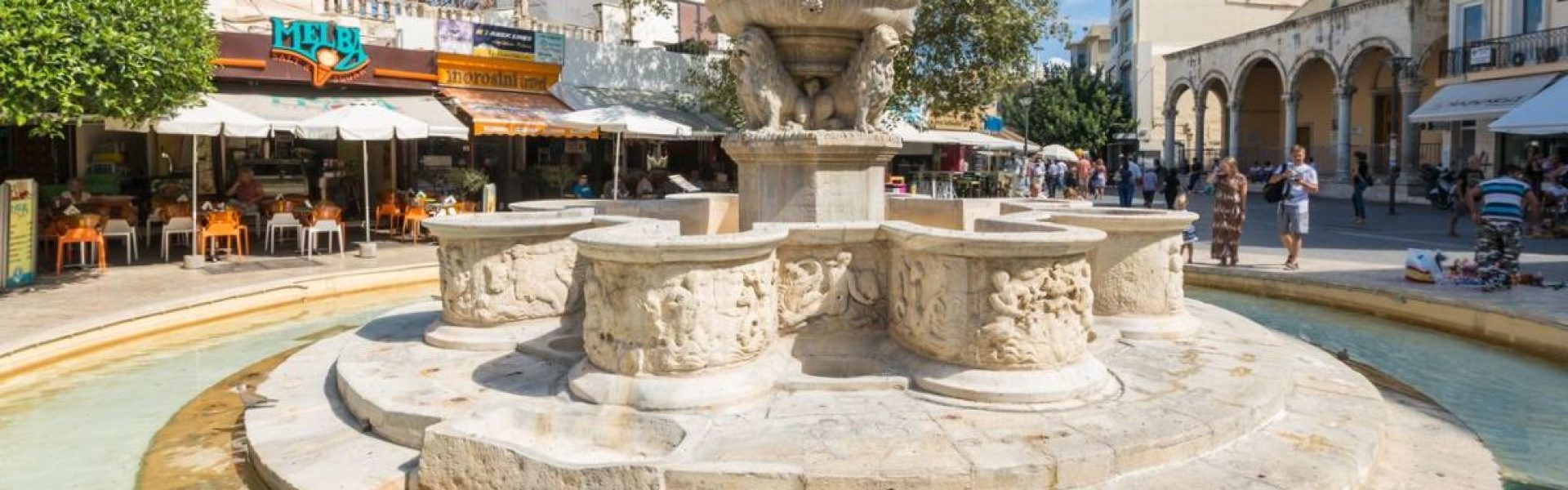 Morosini Fountain, Heraklion, Greece Morosini-Fountain-Heraklion-visit.jpg