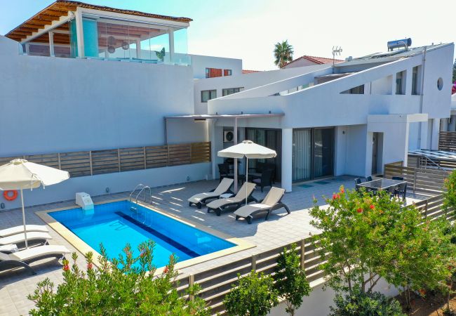 Villa in Rethymno - Blue Oyster Beach 3