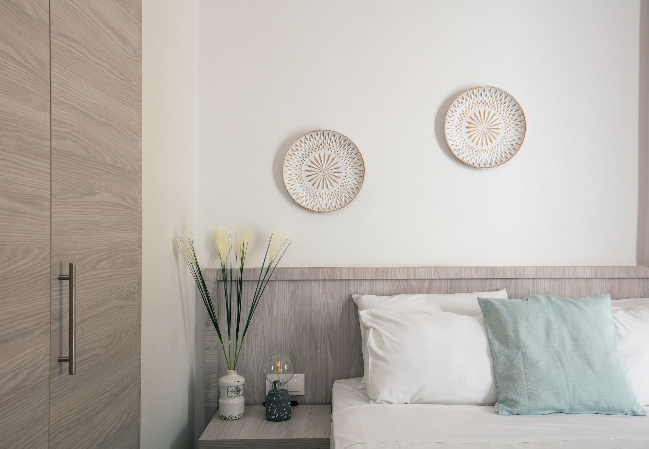 Bedroom of the Evgoros Ouranos villa, Agia Galini Bedroom of the Evgoros Ouranos villa, Agia Galini