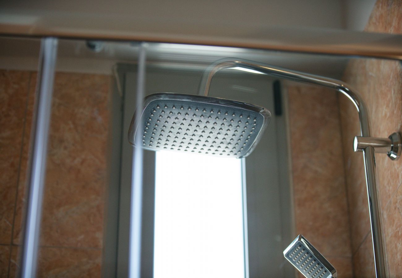 The showerhead of the bathroom Evgoros Ouranos villa, Agia Galini The showerhead of the bathroom Evgoros Ouranos villa, Agia Galini