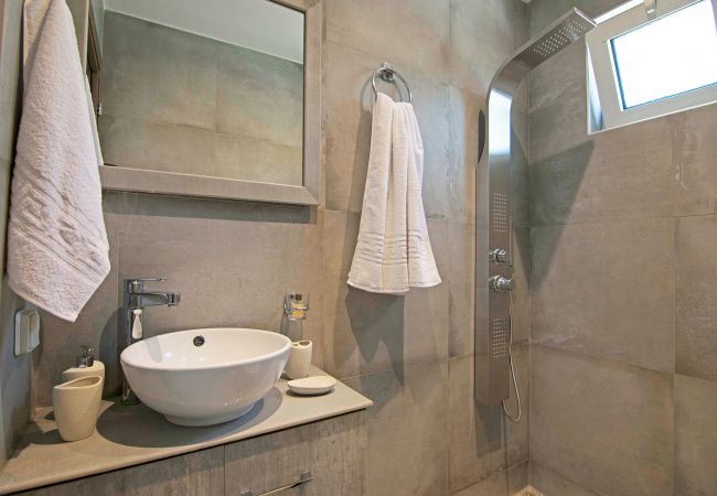 Villa in Agia Triada - Kalostous 1 Villa in Agia Triada - Kalostous 1