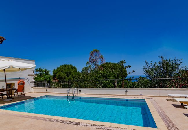 Villa in Kefalas - Mylo Villa in Kefalas - Mylo