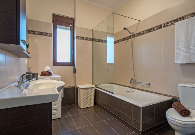 Villa in Gallos - All Season Sun Villa in Gallos - All Season Sun