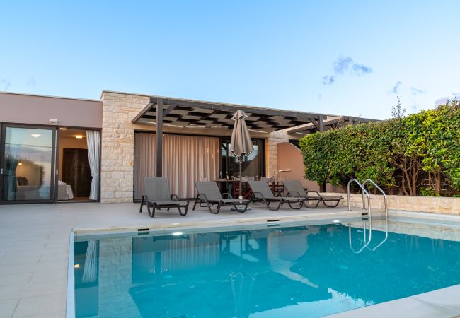 Villa in Frangocastello - Mary Beach 1 Villa in Frangocastello - Mary Beach 1