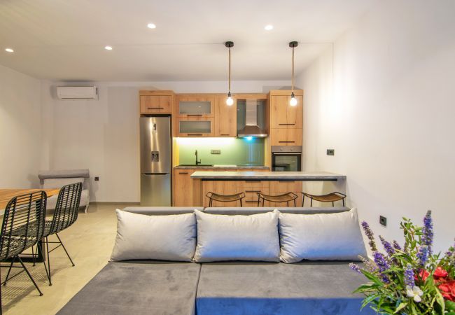 Spectacular Sea View Villa,Near Taverns & Sandy Beaches Spectacular Sea View Villa,Near Taverns & Sandy Beaches