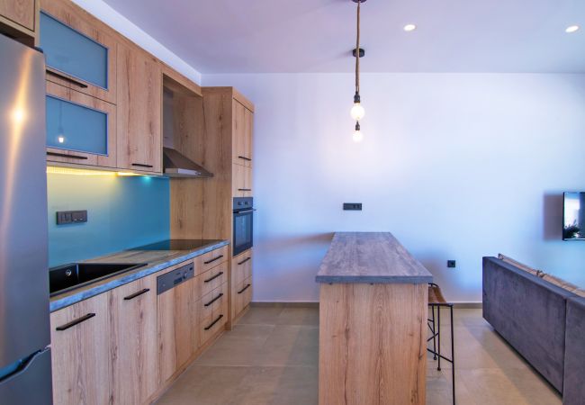 Spectacular Sea View Villa,Near Taverns & Sandy Beaches Spectacular Sea View Villa,Near Taverns & Sandy Beaches