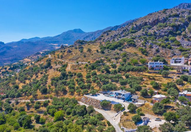 Spectacular Sea View Villa,Near Taverns & Sandy Beaches Spectacular Sea View Villa,Near Taverns & Sandy Beaches