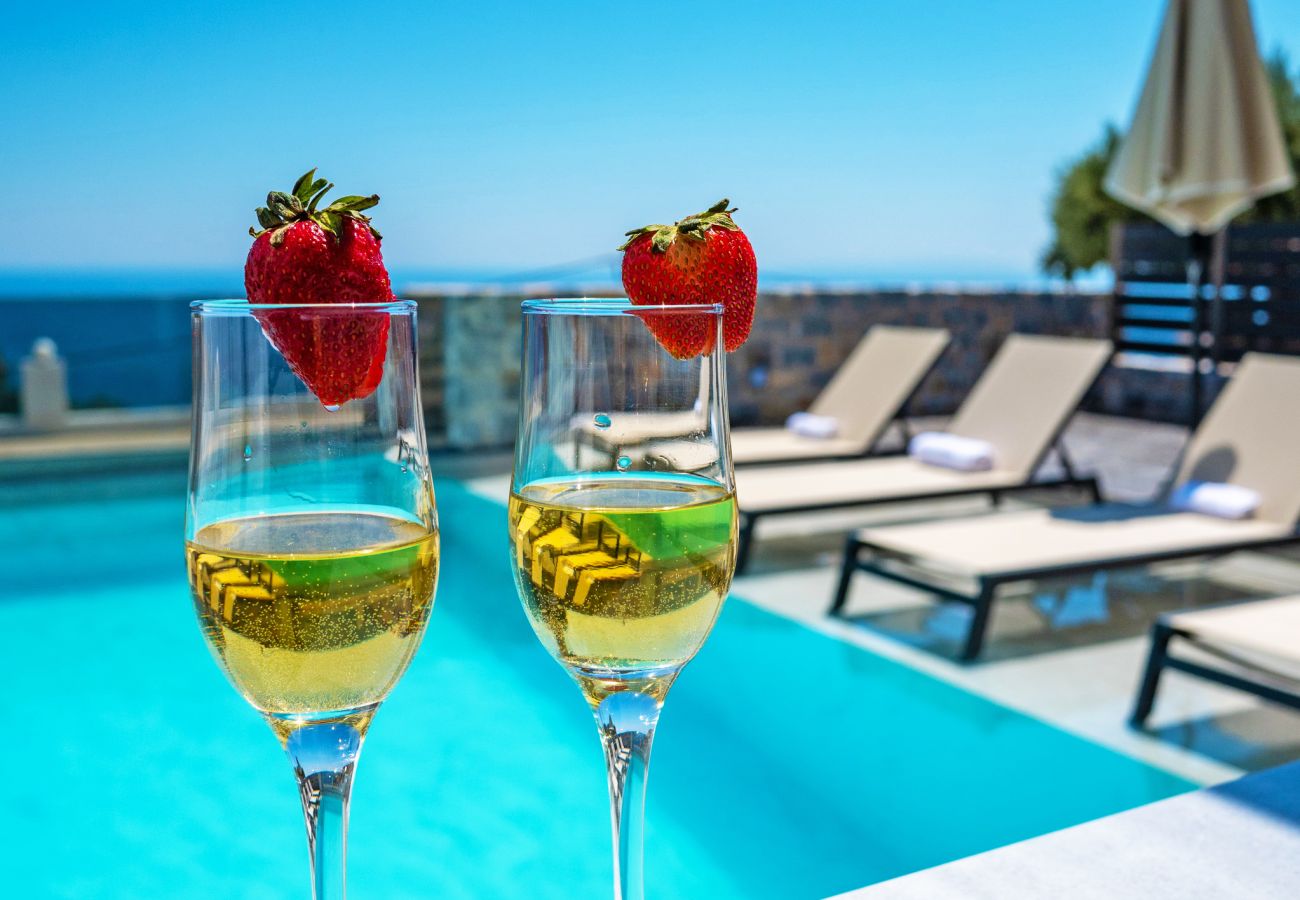 Spectacular Sea View Villa,Near Taverns & Sandy Beaches Spectacular Sea View Villa,Near Taverns & Sandy Beaches