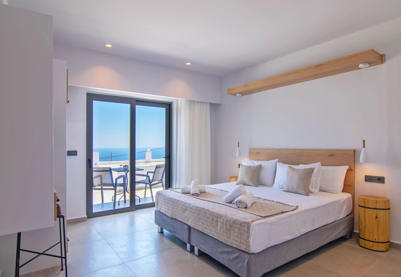 Spectacular Sea View Villa,Near Taverns & Sandy Beaches Spectacular Sea View Villa,Near Taverns & Sandy Beaches