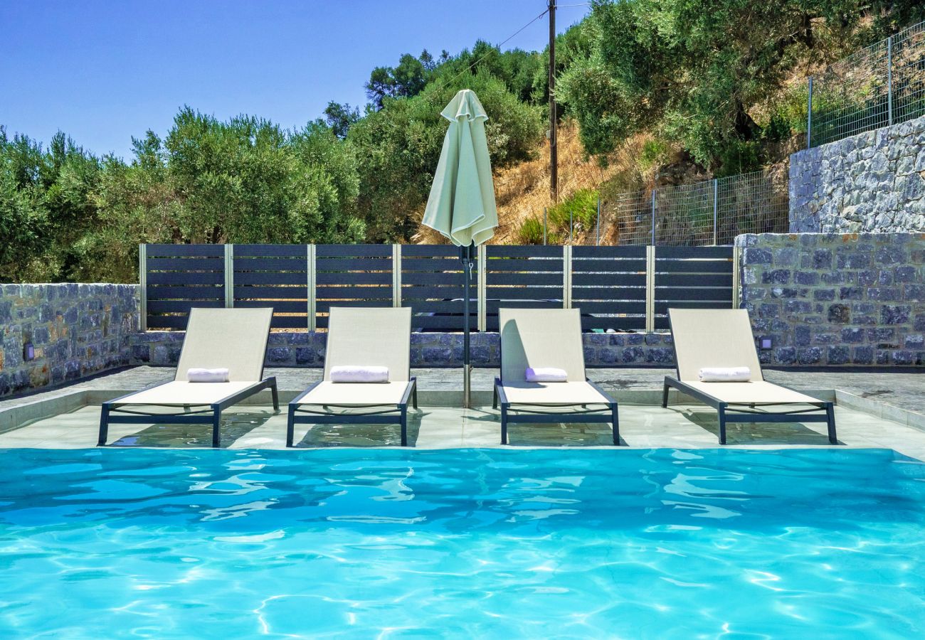 Spectacular Sea View Villa,Near Taverns & Sandy Beaches Spectacular Sea View Villa,Near Taverns & Sandy Beaches