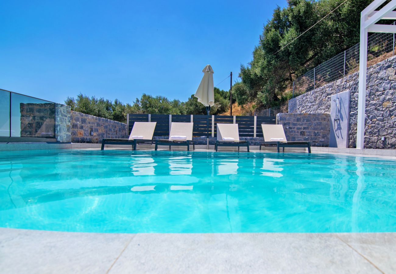 Spectacular Sea View Villa,Near Taverns & Sandy Beaches Spectacular Sea View Villa,Near Taverns & Sandy Beaches