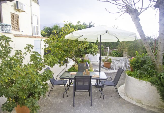 Cozy Studio for 4,Areopoli,Mani,Near Amenities & Beaches Cozy Studio for 4,Areopoli,Mani,Near Amenities & Beaches