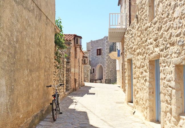 Cozy Studio for 4,Areopoli,Mani,Near Amenities & Beaches Cozy Studio for 4,Areopoli,Mani,Near Amenities & Beaches