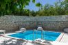 Villa in Sfakaki - Foothills Blue Villa in Sfakaki - Foothills Blue