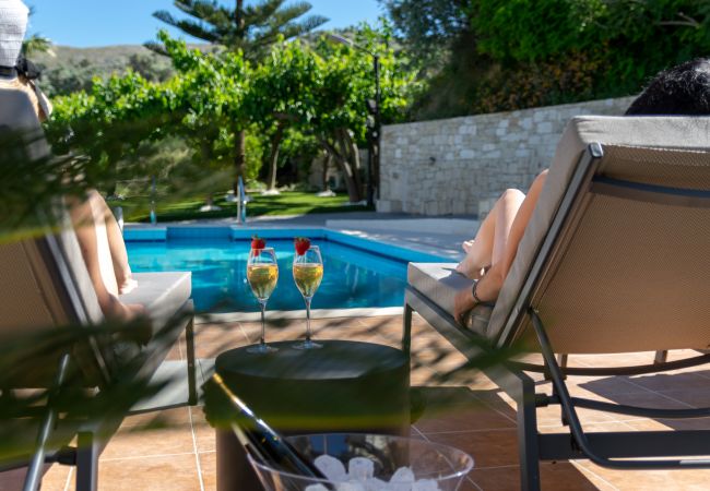 Villa in Kyrianna - Kipo Paradiso Spa Yoga & Gym resort Villa in Kyrianna - Kipo Paradiso Spa Yoga & Gym resort