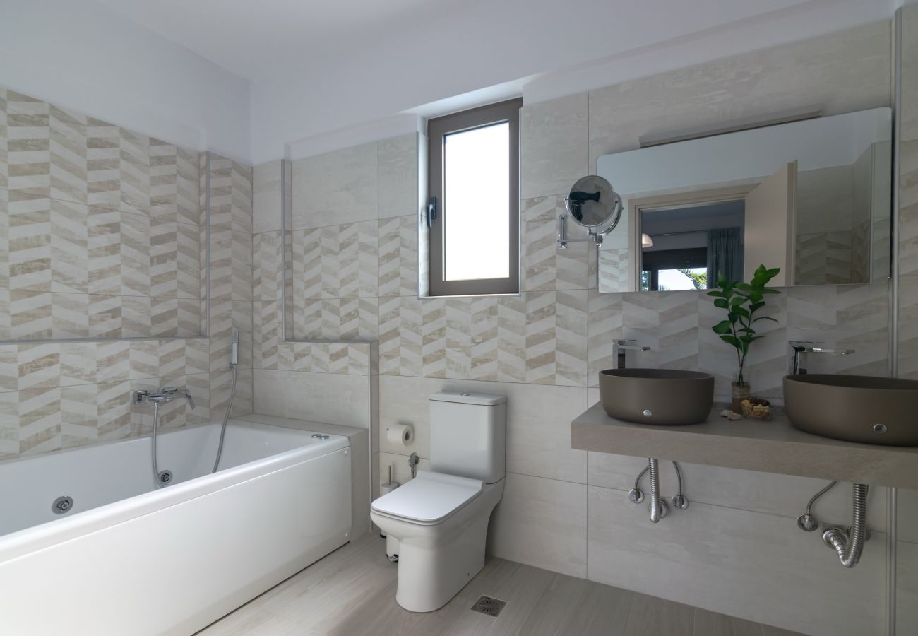 New beautiful villa,Private pool,Near amenities & town,Rethymno,Crete New beautiful villa,Private pool,Near amenities & town,Rethymno,Crete