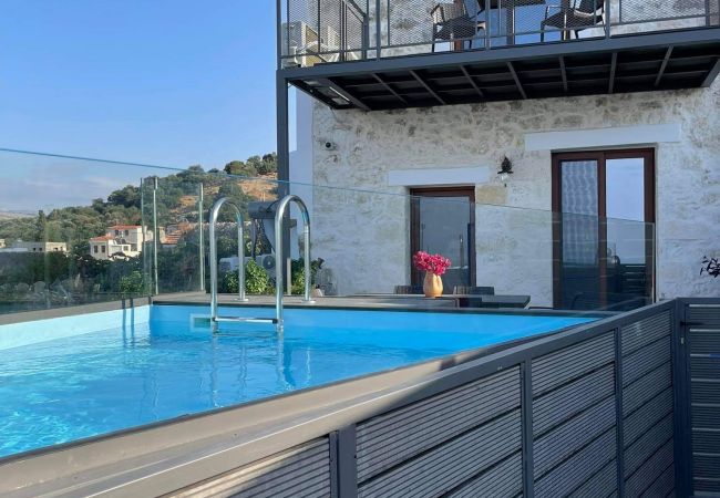 Villa in Maroulas - Iliahtida Villa in Maroulas - Iliahtida