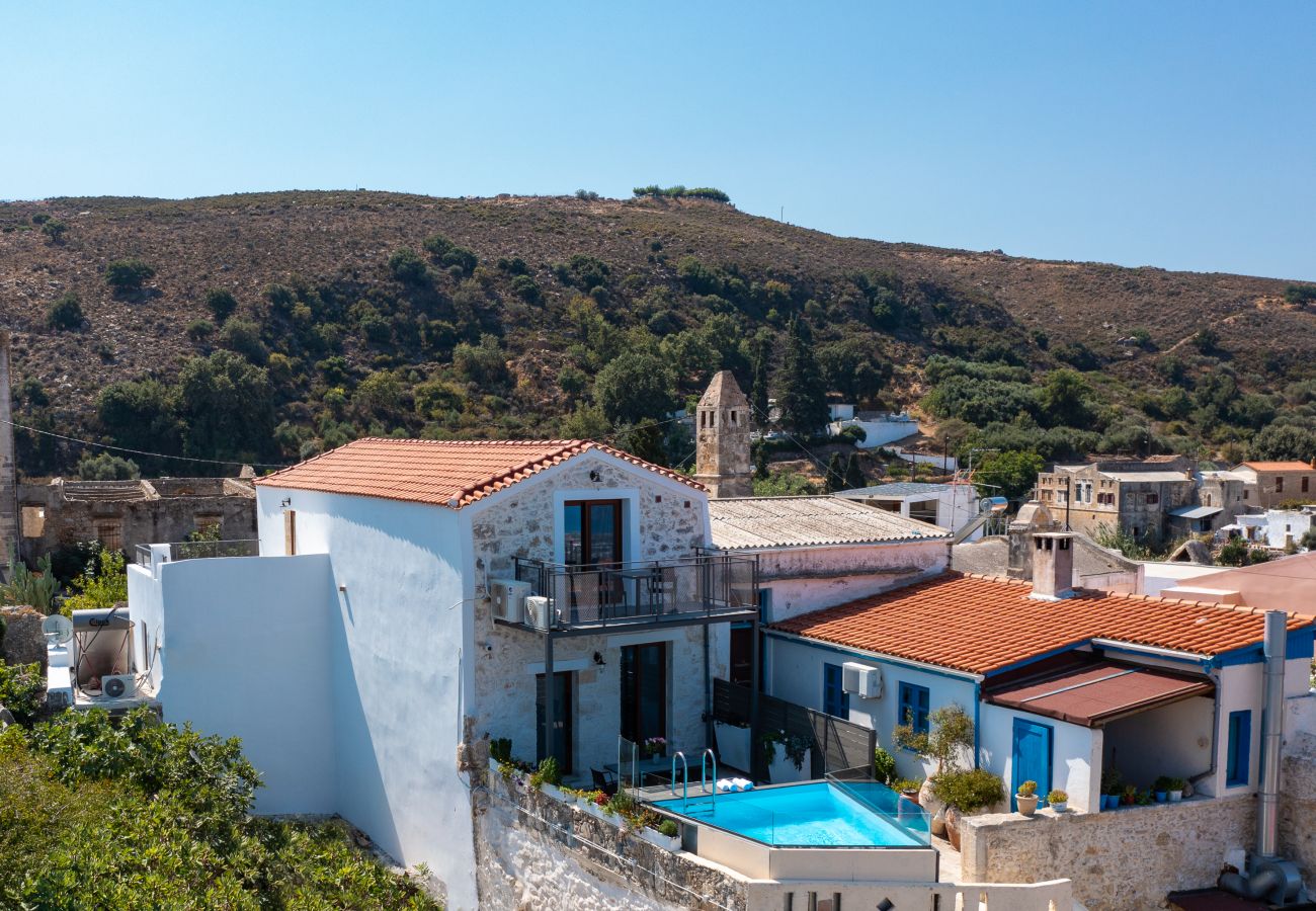 Villa in Maroulas - Iliahtida Villa in Maroulas - Iliahtida