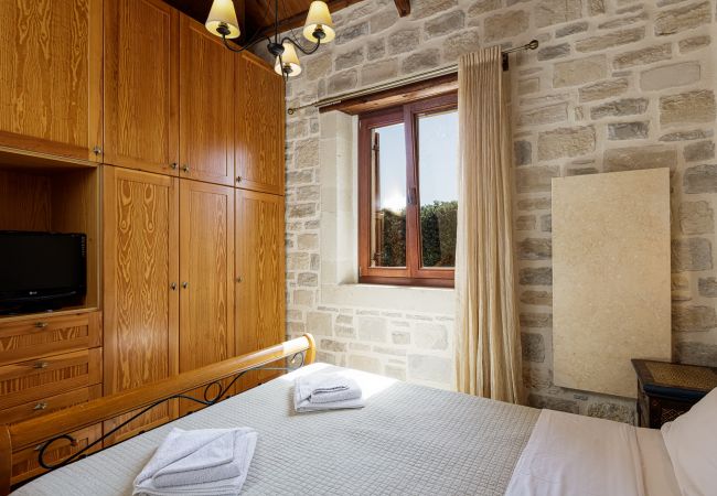 Private heated pool,Near beach &  amenities, Platanes,Rethymno,Crete Private heated pool,Near beach &  amenities, Platanes,Rethymno,Crete