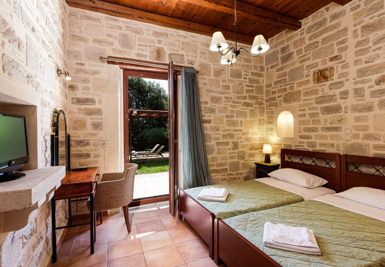 Private heated pool,Near beach &  amenities, Platanes,Rethymno,Crete Private heated pool,Near beach &  amenities, Platanes,Rethymno,Crete