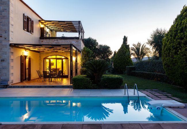 Villa in Adelianos Kampos - Mera Villa in Adelianos Kampos - Mera