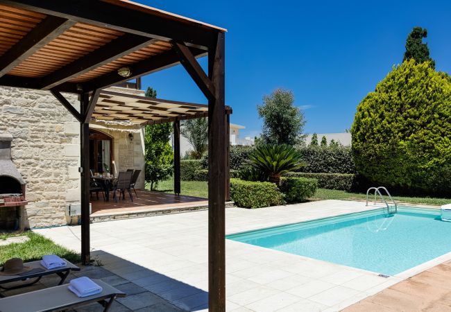 Villa in Adelianos Kampos - Mera Villa in Adelianos Kampos - Mera