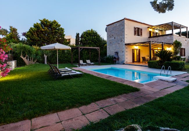 Villa in Adelianos Kampos - Mera Villa in Adelianos Kampos - Mera