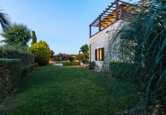 Villa in Adelianos Kampos - Mera Villa in Adelianos Kampos - Mera