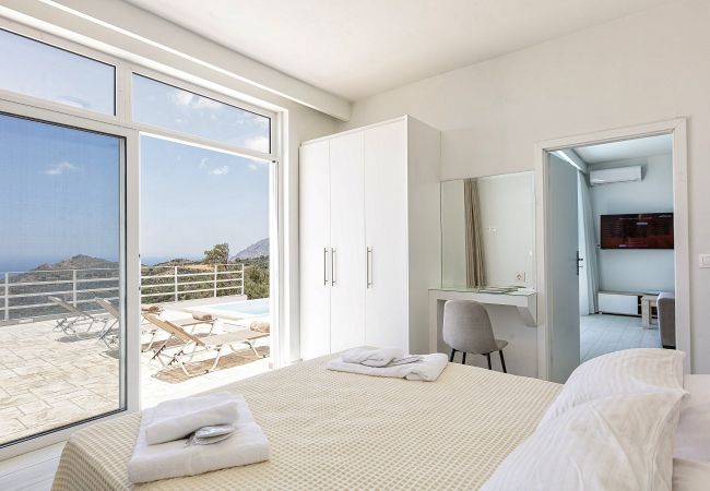 Villa in Mariou - Petres 4 Villa in Mariou - Petres 4