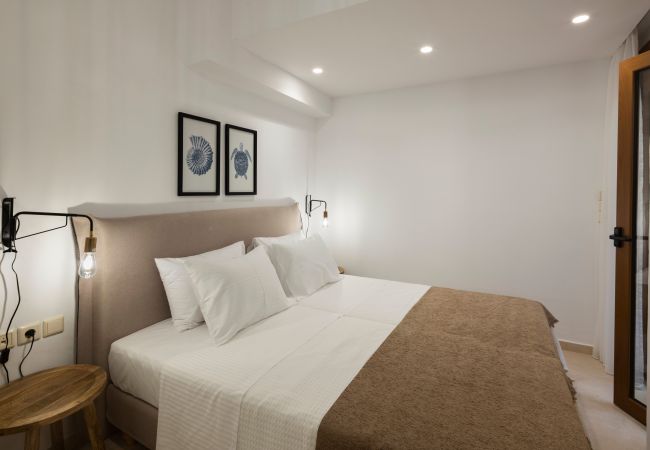 Ferienwohnung in Nea Magnisia - Zen Chic Ferienwohnung in Nea Magnisia - Zen Chic