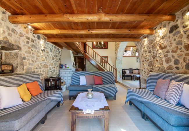 Villa in Chania - Archodiko Villa Imbros Villa in Chania - Archodiko Villa Imbros