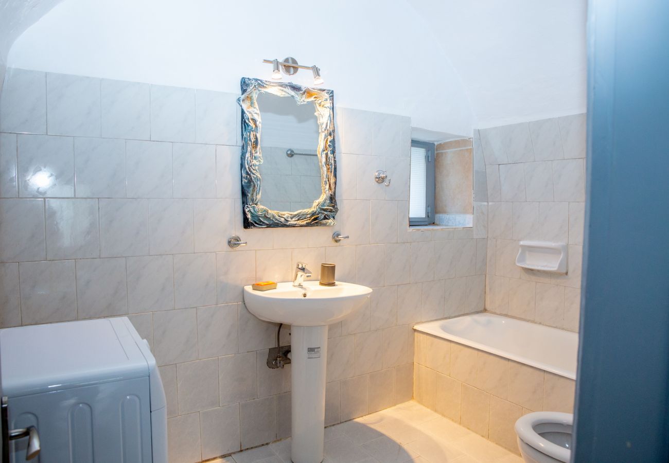 Stone built villa for 8,Private garden,Near Beach, supermarket,Mani Stone built villa for 8,Private garden,Near Beach, supermarket,Mani