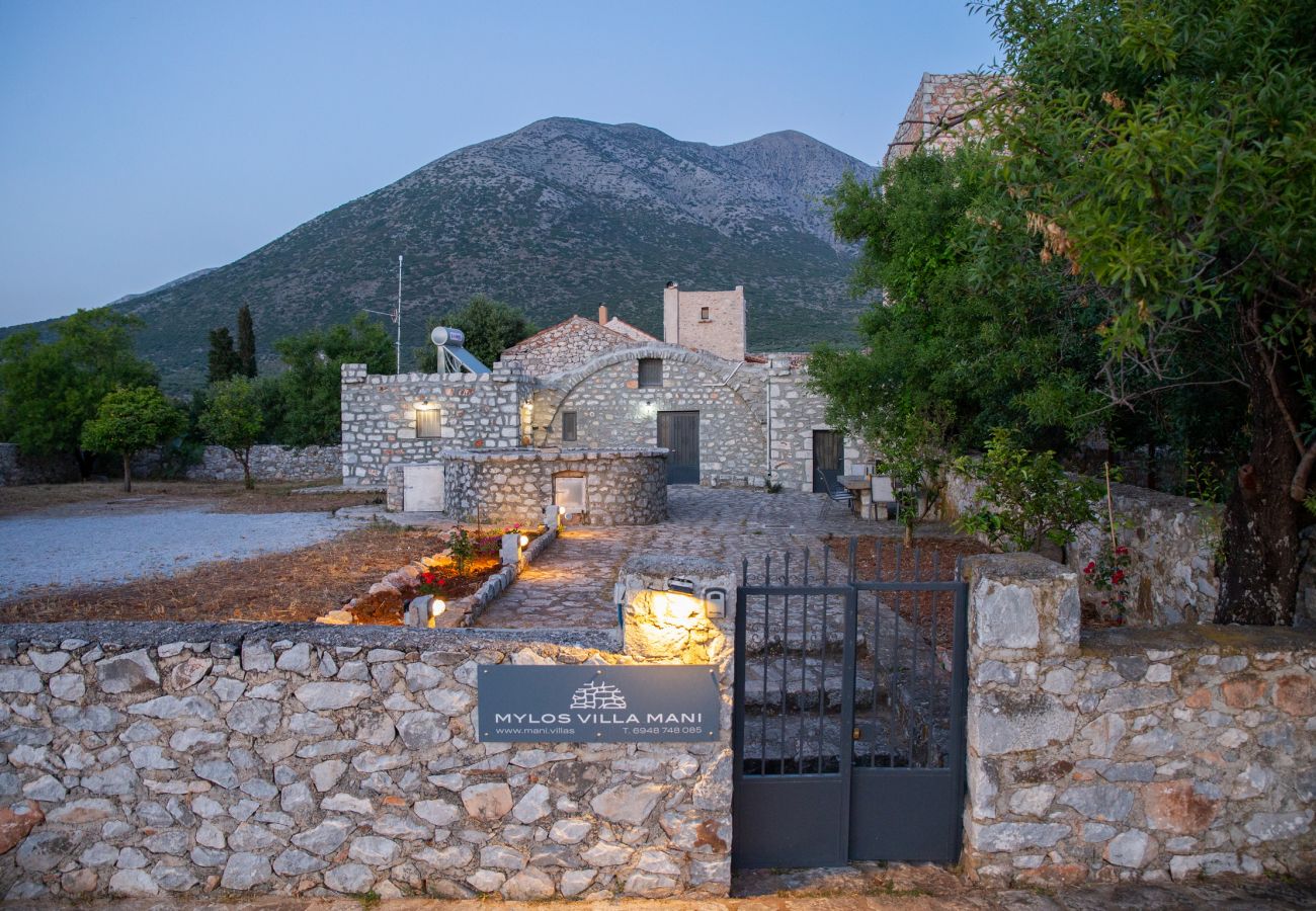 Stone built villa for 8,Private garden,Near Beach, supermarket,Mani Stone built villa for 8,Private garden,Near Beach, supermarket,Mani