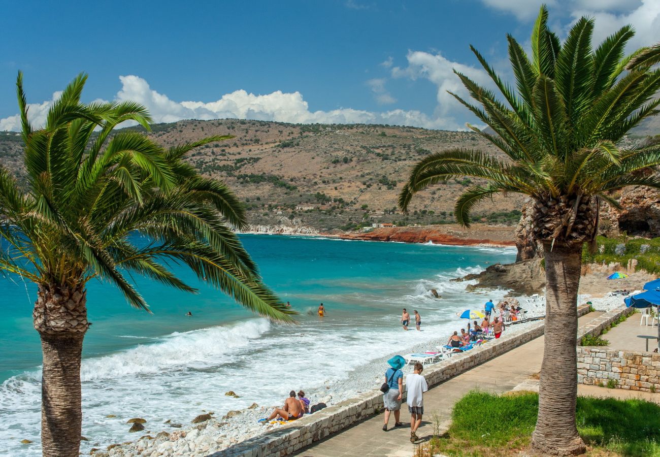 Stone built villa for 8,Private garden,Near Beach, supermarket,Mani Stone built villa for 8,Private garden,Near Beach, supermarket,Mani