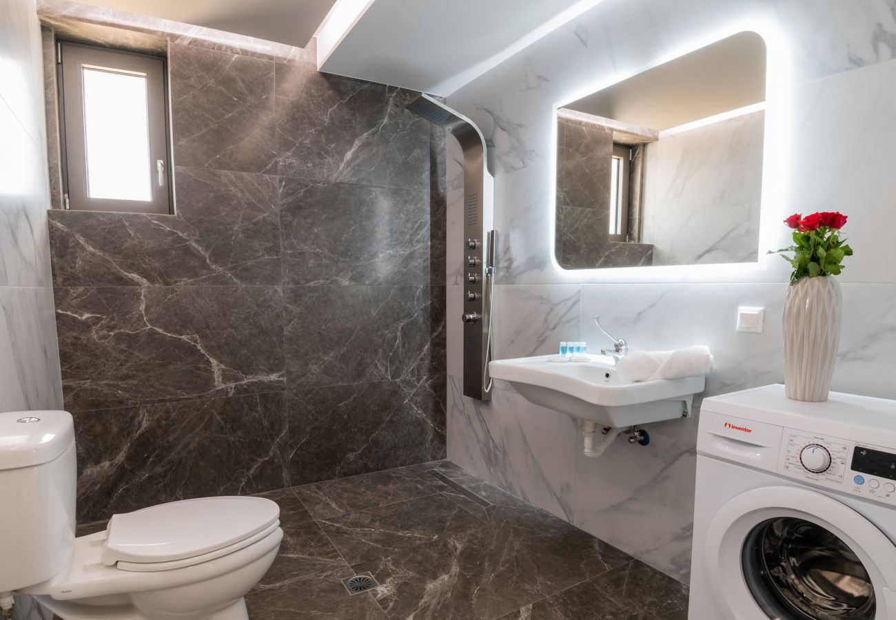 Modern apt,Huge Swimming pool,Near all amenities,Rethymno  Modern apt,Huge Swimming pool,Near all amenities,Rethymno