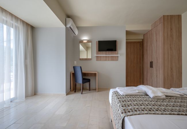 Unobstructed sea view,Private pool,Beach & amentities,Plakias,Crete Unobstructed sea view,Private pool,Beach & amentities,Plakias,Crete