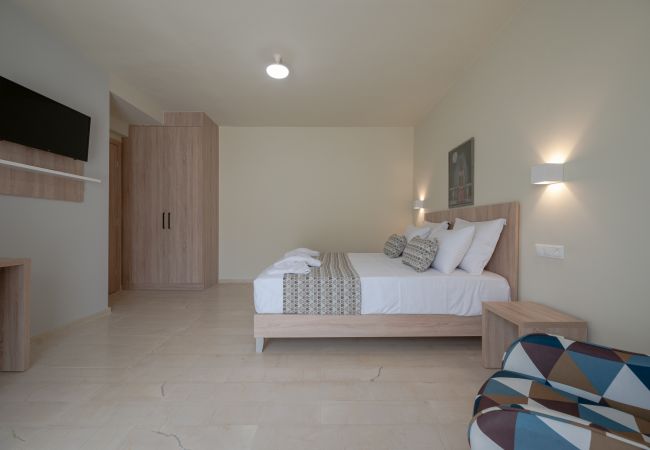 Unobstructed sea view,Private pool,Beach & amentities,Plakias,Crete Unobstructed sea view,Private pool,Beach & amentities,Plakias,Crete