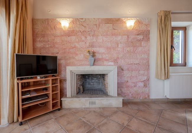 Villa in Agia Triada - Teacher’s Cottage Villa in Agia Triada - Teacher’s Cottage