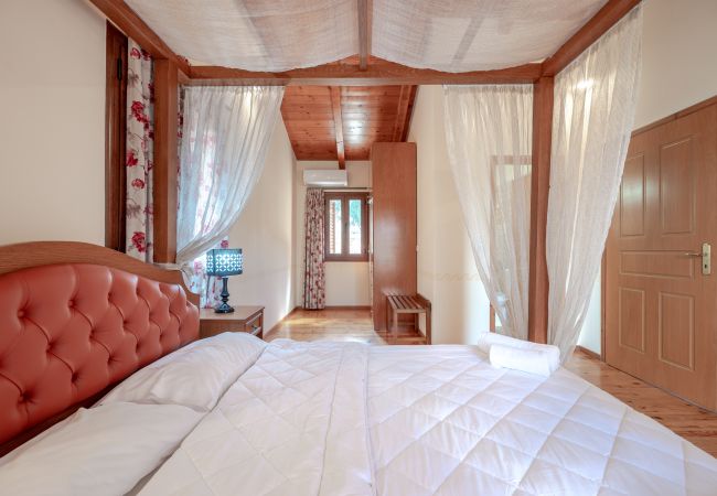 Villa in Agia Triada - Teacher’s Cottage Villa in Agia Triada - Teacher’s Cottage