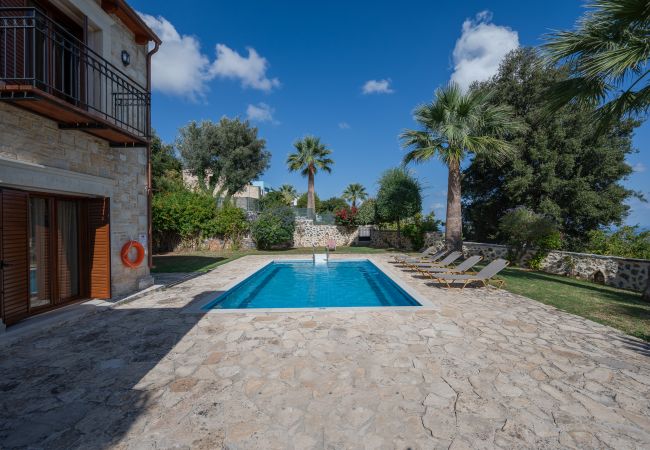 Villa in Agia Triada - Teacher’s Cottage Villa in Agia Triada - Teacher’s Cottage