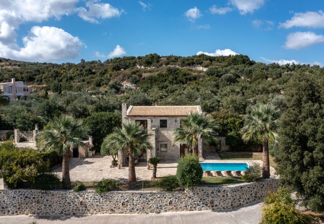 Villa in Agia Triada - Teacher’s Cottage Villa in Agia Triada - Teacher’s Cottage