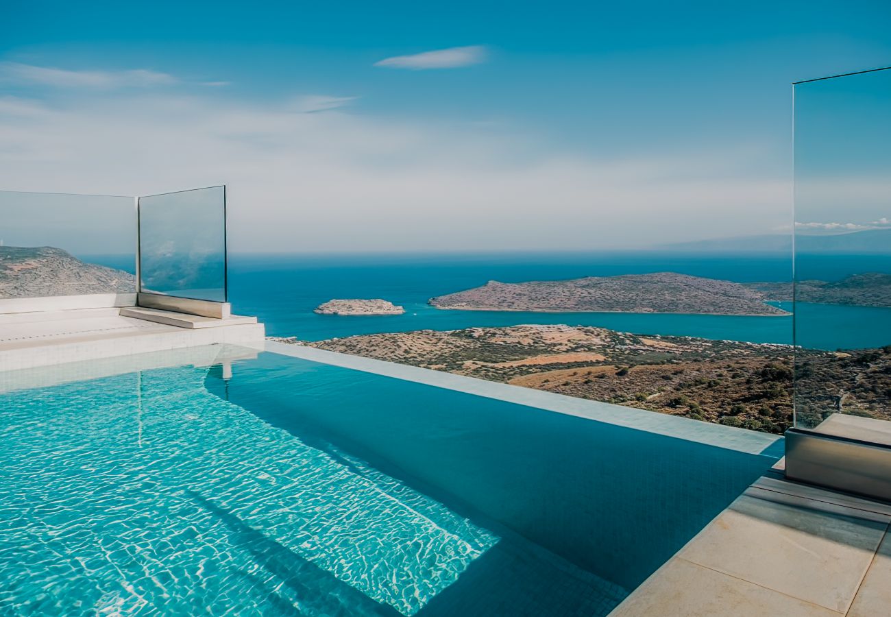 La Villa,Havgas-Infinity pool La Villa,Havgas-Infinity pool