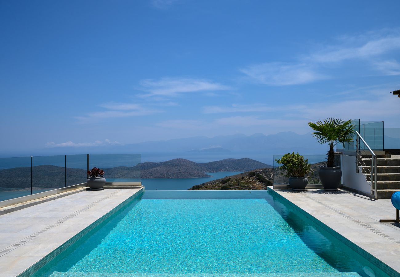 La Villa Havgas-Swimming Pool La Villa Havgas-Swimming Pool