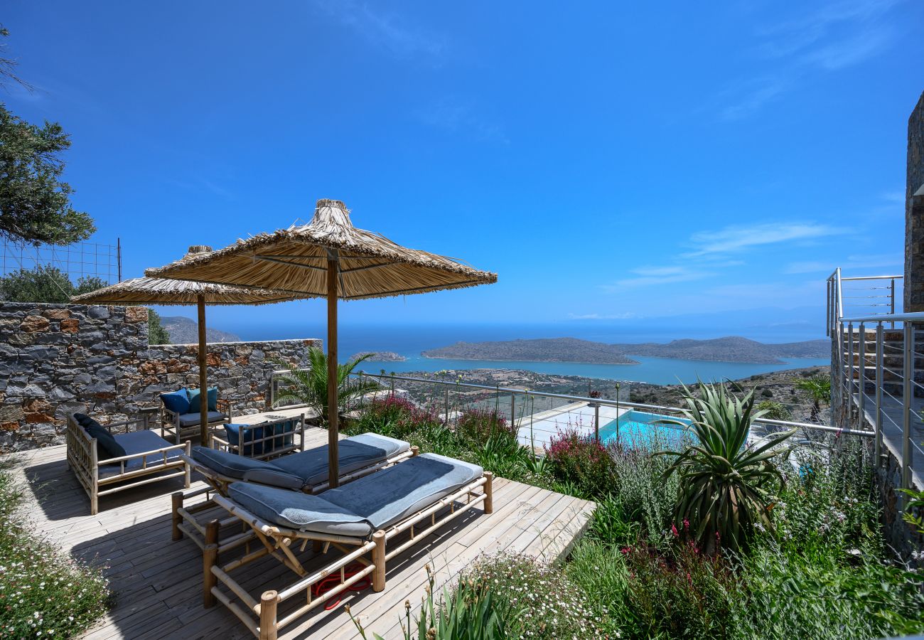 La Villa Havgas-Sun Loungers Swimming Pool La Villa Havgas-Sun Loungers Swimming Pool