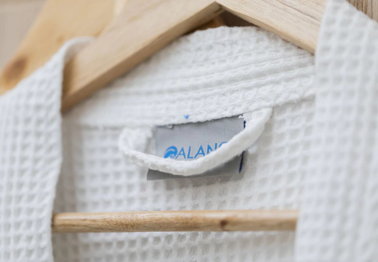 Helen Luxury Holiday House, Guest Amenities Helen Luxury Holiday House, Guest Amenities