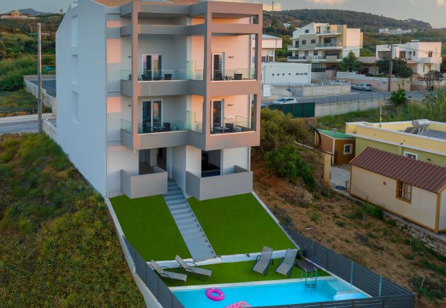Creta Sun,103 Luxury Studio, New Built Hotel