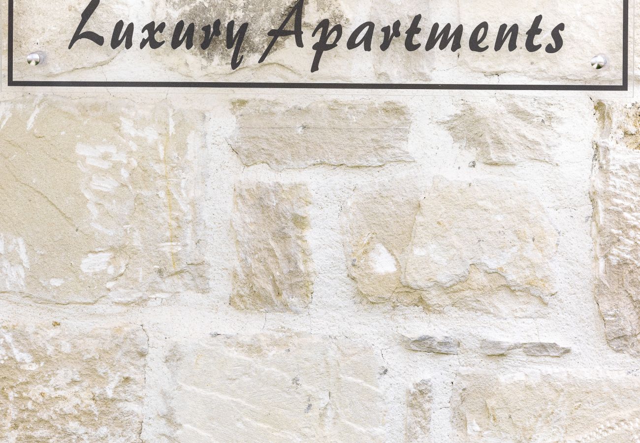 Creta Sun,104 Luxury Studio, Facade Sign Creta Sun,104 Luxury Studio, Facade Sign