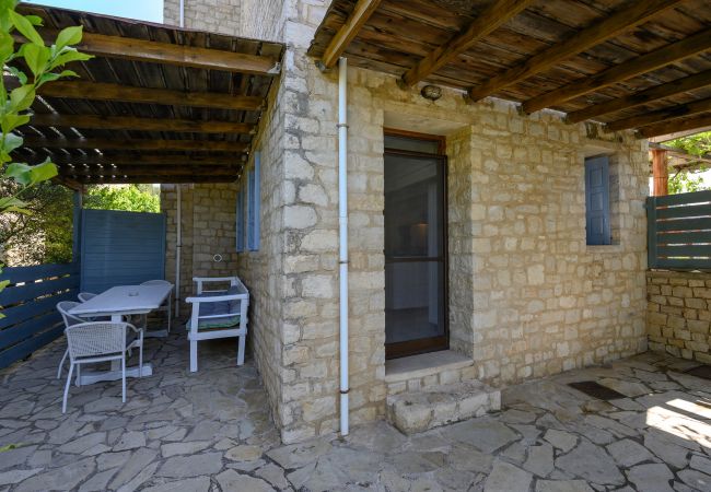 Serene area villa,Private pool,Mountains,Near taverns Serene area villa,Private pool,Mountains,Near taverns