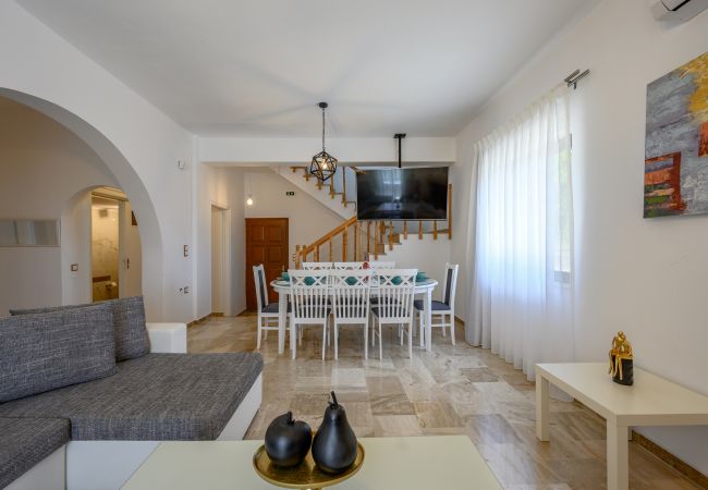 Villa in Keratokambos - Vigla Villa in Keratokambos - Vigla