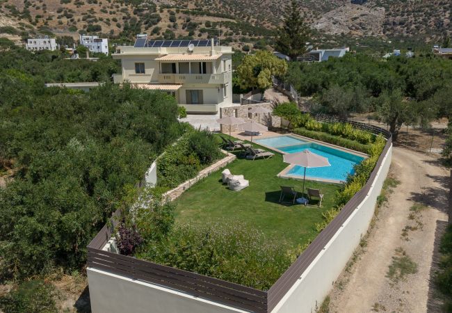 Villa in Keratokambos - Vigla Villa in Keratokambos - Vigla